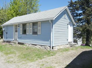 7 Fowler Rd, Northbridge, MA 01534