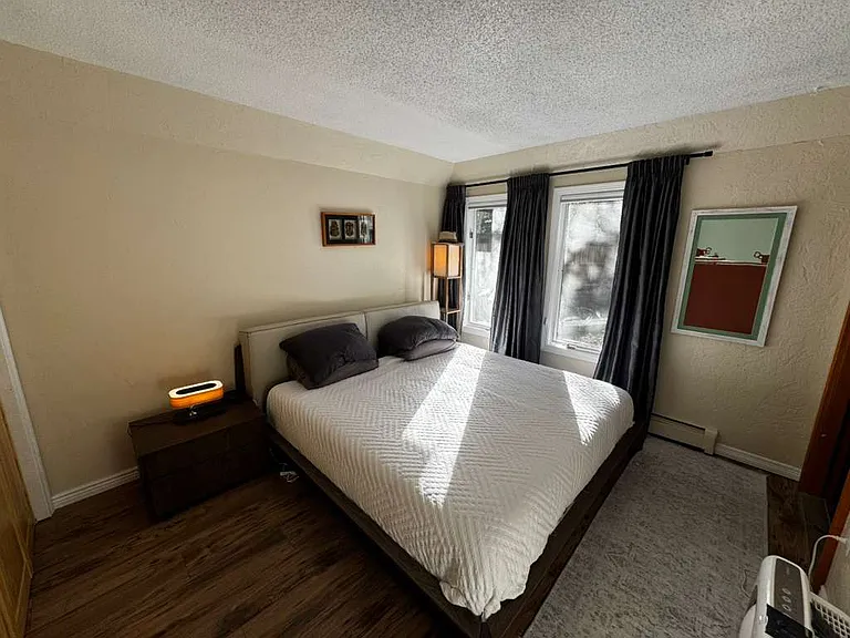 864 Spruce Ct #A — Photo 21