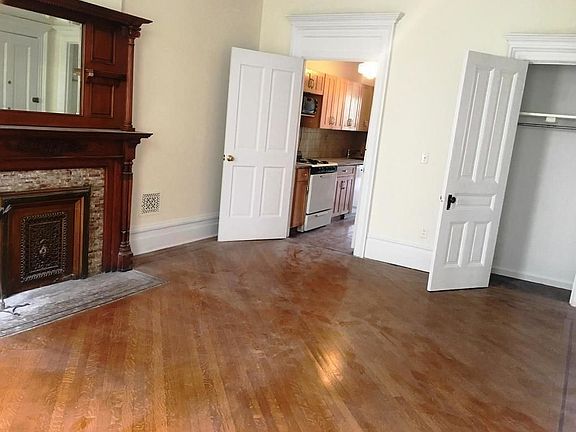 3rd image of 69 8th Ave APT 3