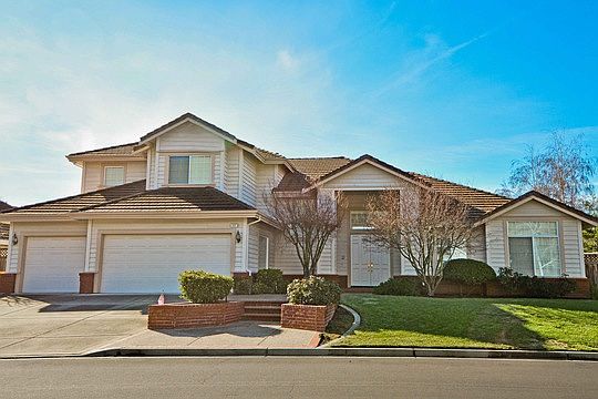 1st image of 217 Murcia Ct