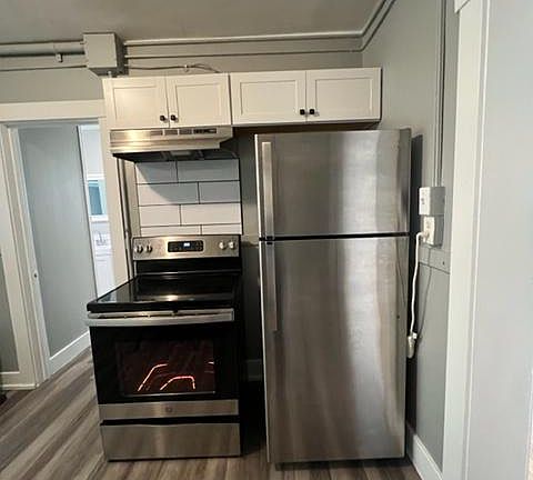 4th image of 1632 9th Ave #1