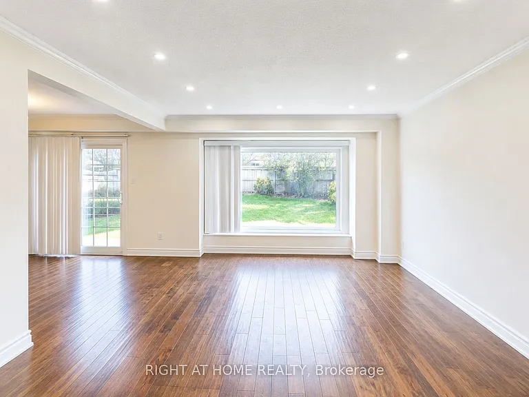 18 Goodfellow St — Photo 2