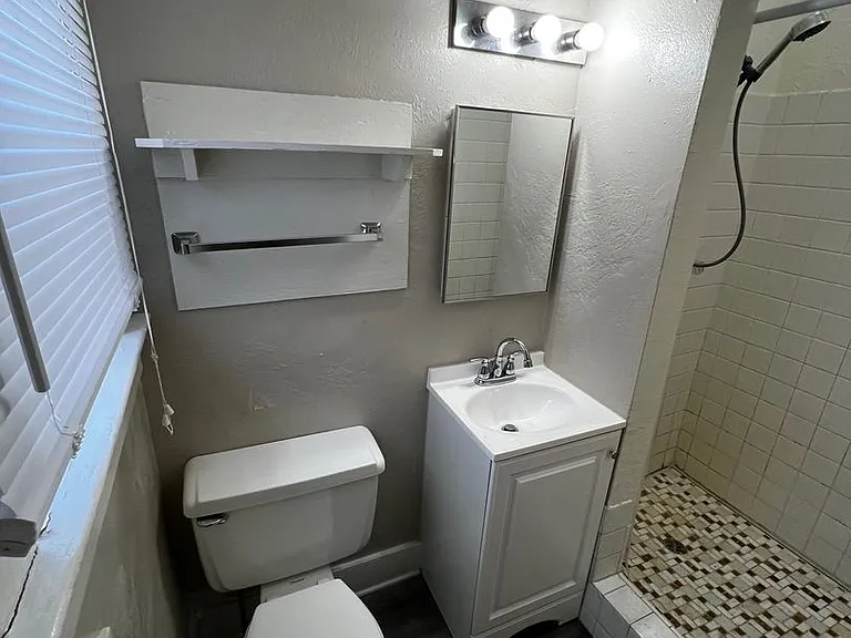 3031 Ogden Ave — Photo 11
