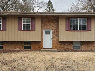 2105 Florence St, Cahokia, IL 62206