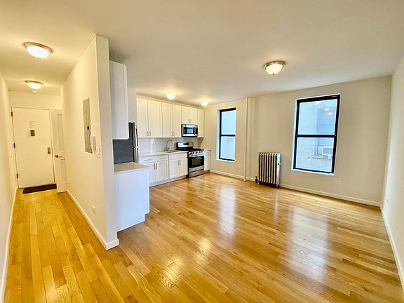 2nd image of 399 Saint Johns Pl Floor 3