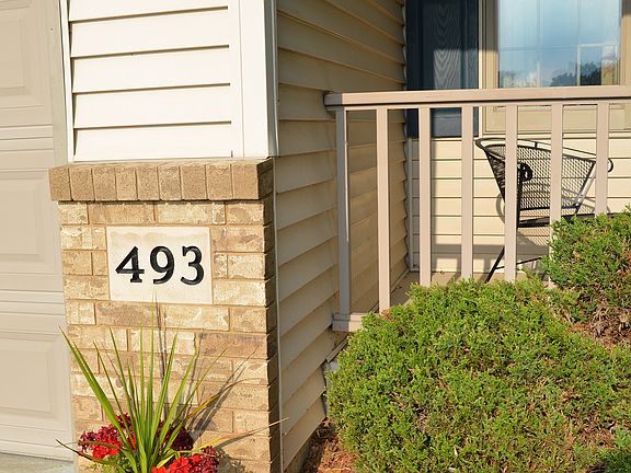 2nd image of 493 Ledgewood Dr