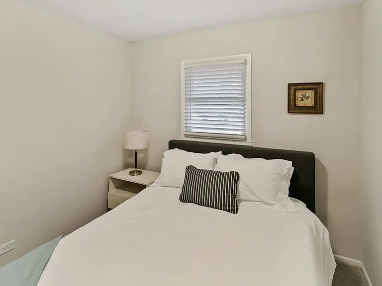 15647 W Birchwood Ln — Photo 31