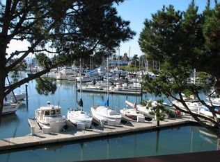 470 Cola Ballena APT B, Alameda, CA 94501