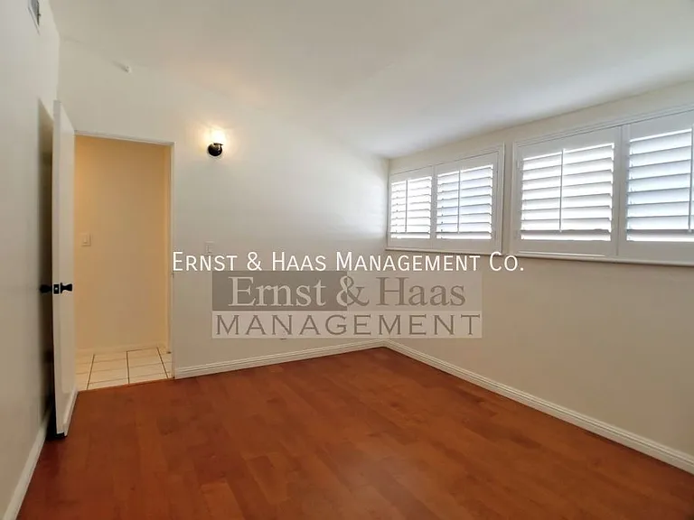 3310 E Curry St — Photo 25