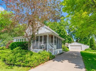 1954 Schlimgen Ave, Madison, WI 53704