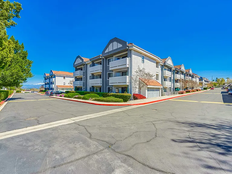 Casa Grande Senior Apartment Homes — Photo 11