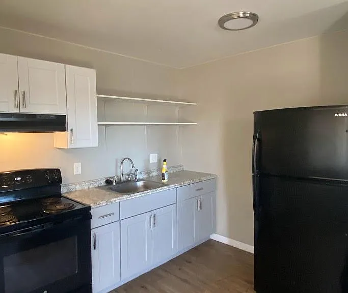 1435 Kingston St #5 — Photo 1