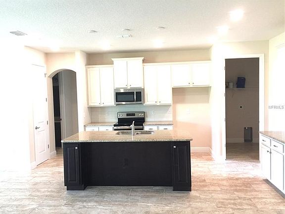 2nd image of 503 Bird Song Ct