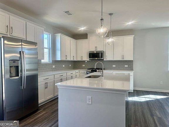 5th image of 2550 Whistler Way