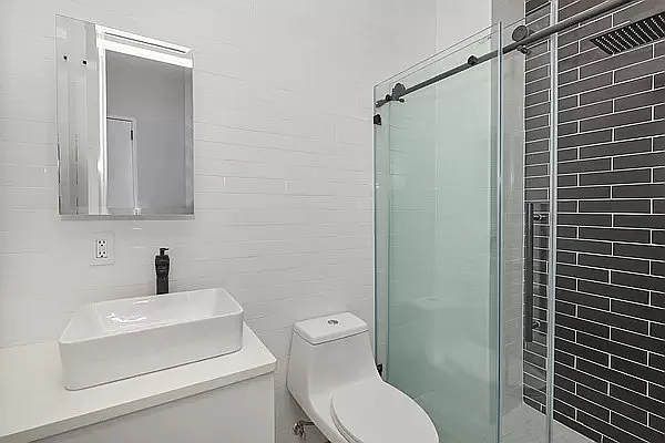 Rented by Green Leaf Management, LLC | media 24