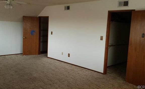 5th image of 5924 Ibbetson Ave