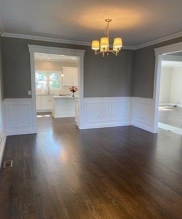 5th image of 2066 Bergen St