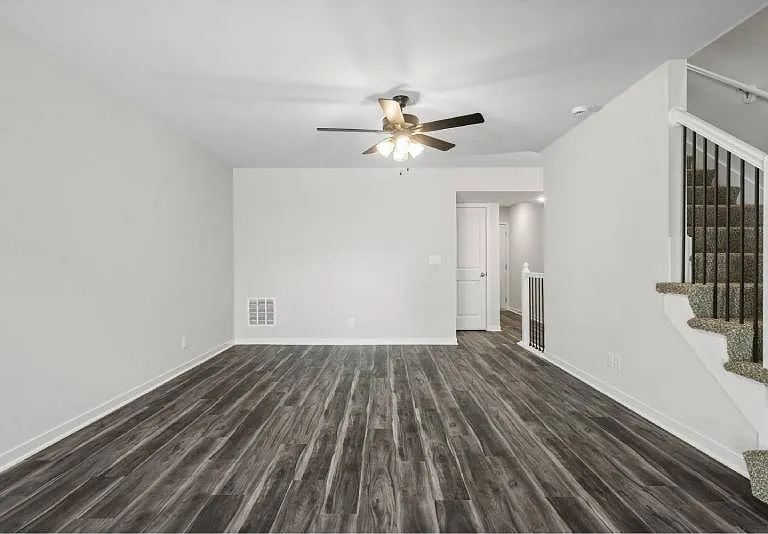 Oak Woods Townhomes — Photo 75