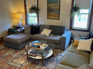 402 Broadway #3, Cambridge, MA 02139