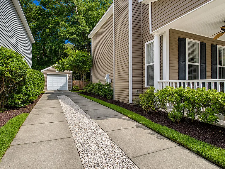 1675 Bee Balm Rd — Photo 31