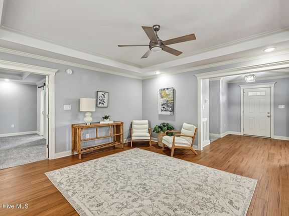 3rd image of 6917 Colleen Drive