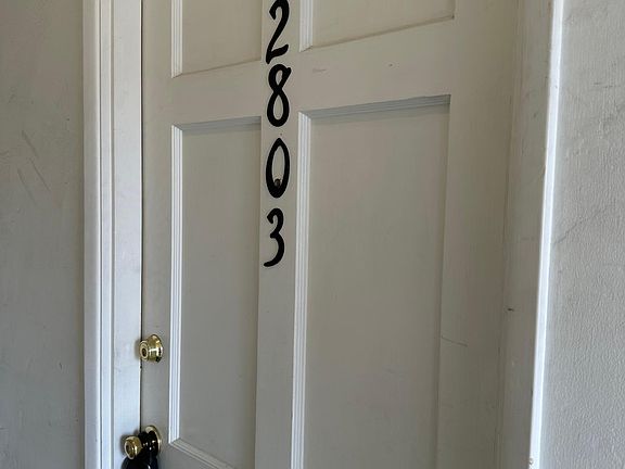 3rd image of 2801 Carleton St #2803