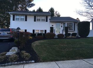 1003 Gallery Rd, Wilmington, DE 19805