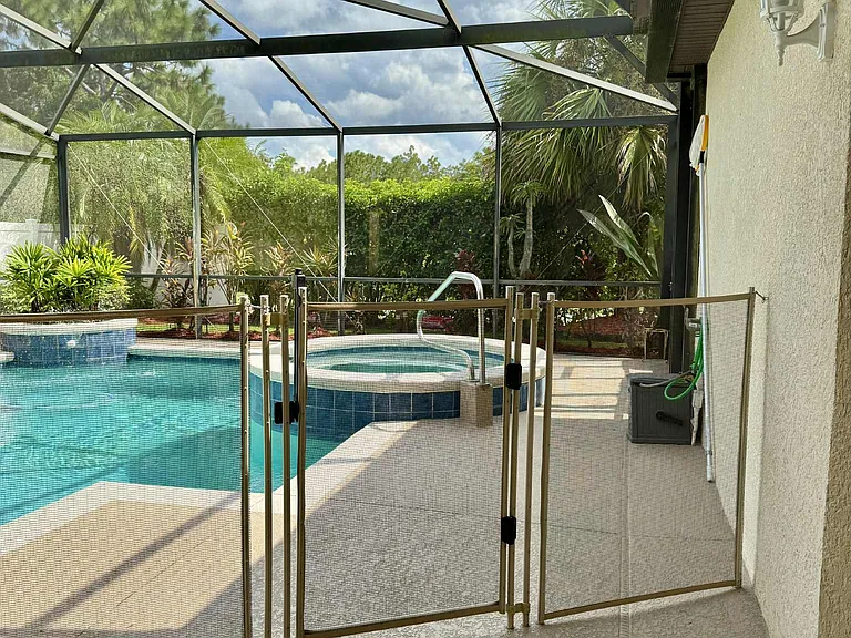 Screened in Pool and Hotub