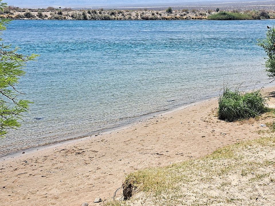 5 min walk to this beach