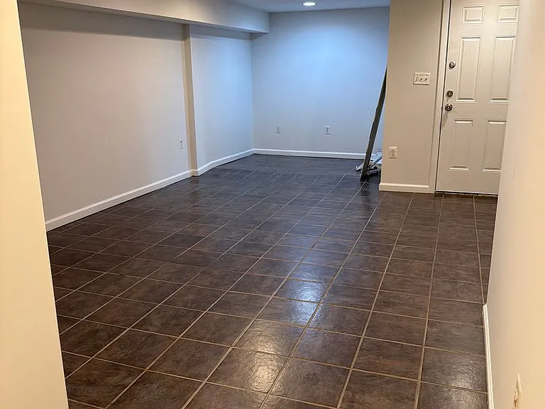 1165 Abbey Pl NE — Photo 16