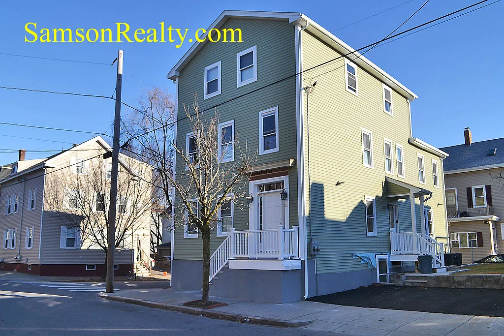 6 bed, 1800 sqft, $5,400 — Photo 2
