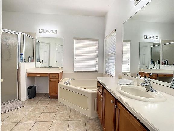 4th image of 119 Florence Ln