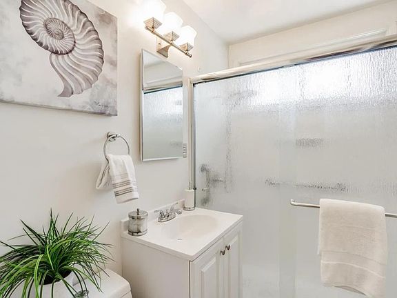 3rd image of 2286 Cherrystone Dr