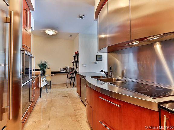 5th image of 18101 Collins Ave #5204