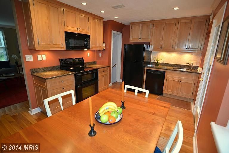 1st image of 2823 S Abingdon St #B