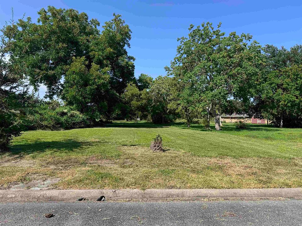 1st image of 936 Harding Ave