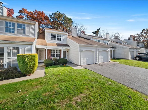 263 Juniper Court, Middle Island, NY 11953