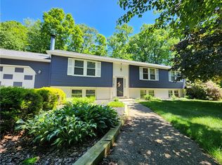 911 Aztec Trl, Mercer, PA 16137