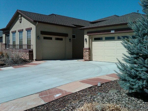 3 car garage