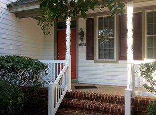 780 Middle Gate, Irvington, VA 22480