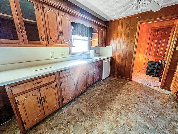 4th image of 516 Park Ave