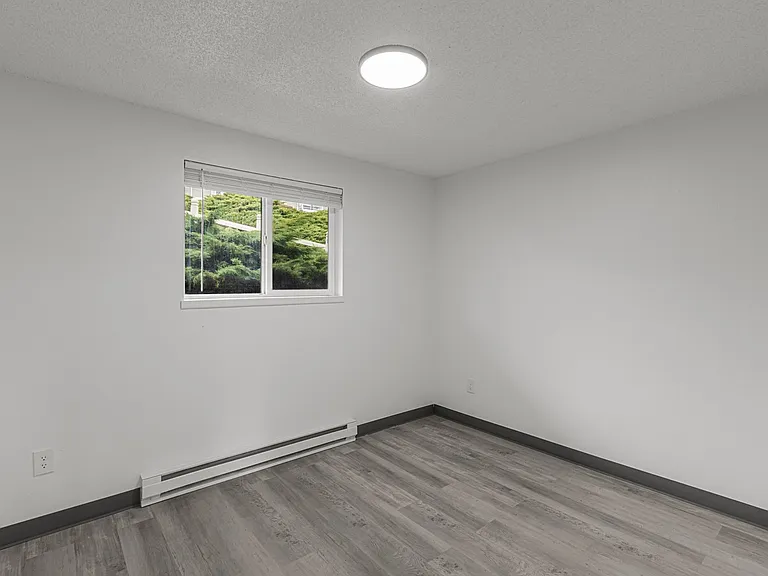 Cedar Green Apartments — Photo 7