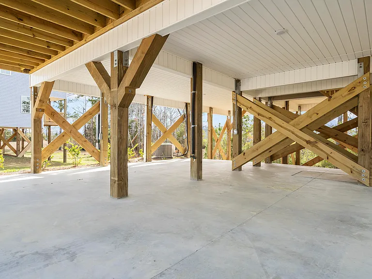 208 Broadleaf Dr — Photo 6