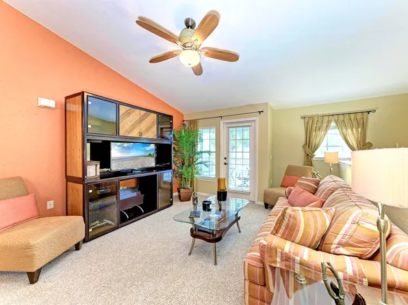 8926 Manor Loop, Bradenton, FL 34202