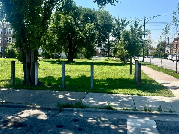 3555 W Lexington St, Chicago, IL 60624