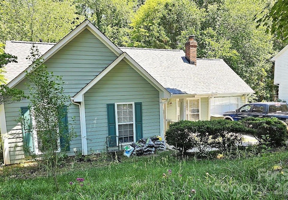 1st image of 500 Reed Creek Rd