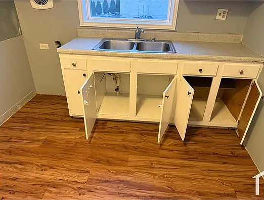 275 Silver Ct #1 — Photo 9