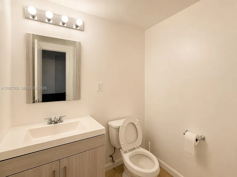 19370 Collins Ave #1410 — Photo 15
