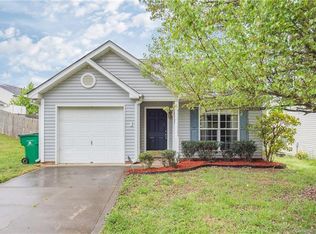 6915 Red Bud Cres, Charlotte, NC 28214