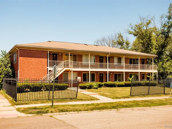 9700 Chalmers St, Detroit, MI 48213